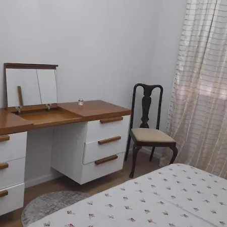 Luxurious In Center Of