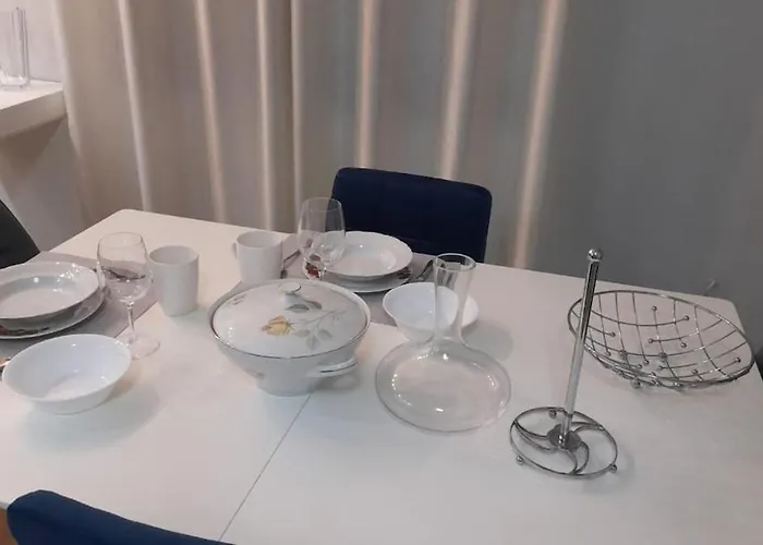 Luxurious In Center Of * ティラナ